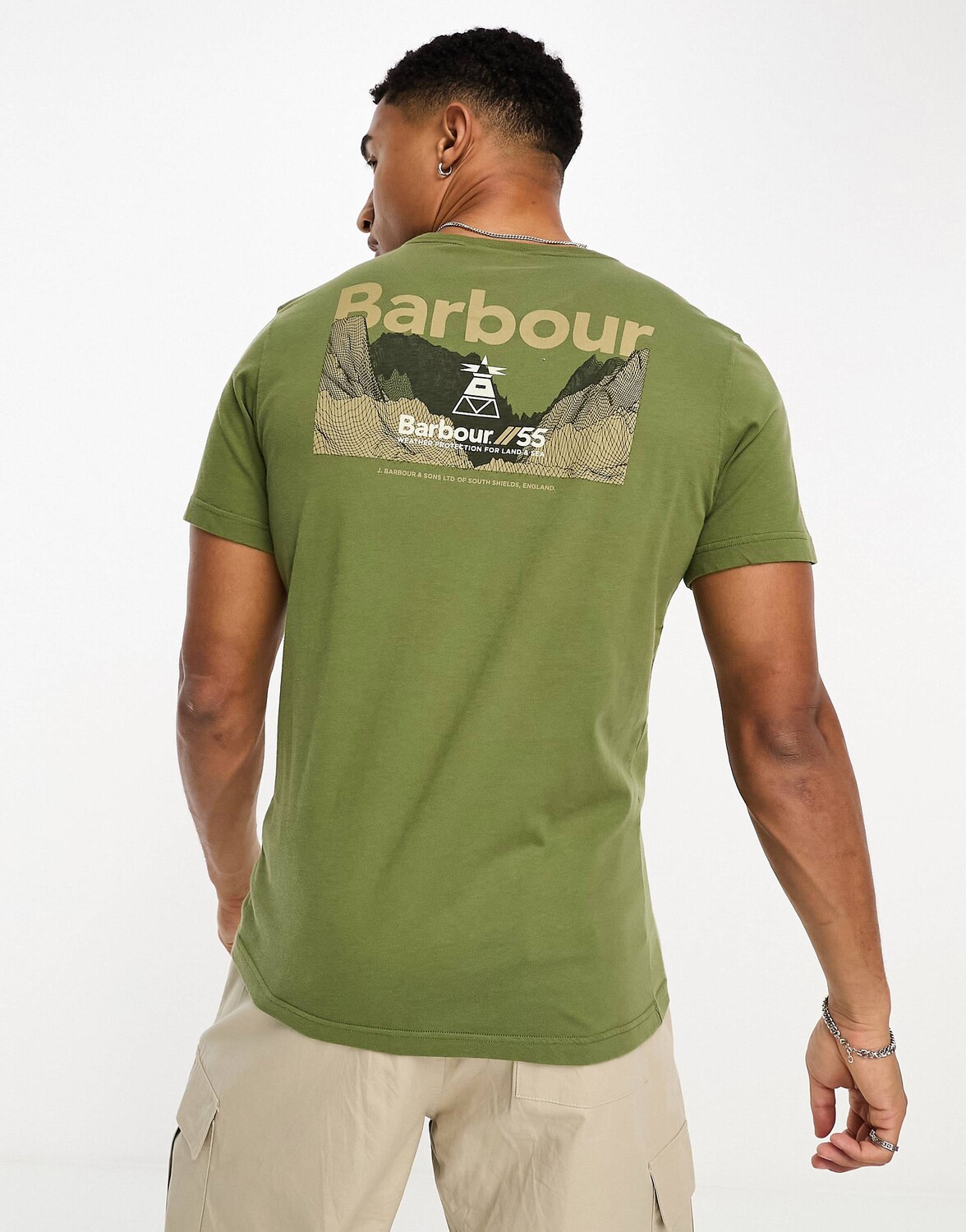 

Футболка цвета хаки с принтом на спине Barbour Kentrigg