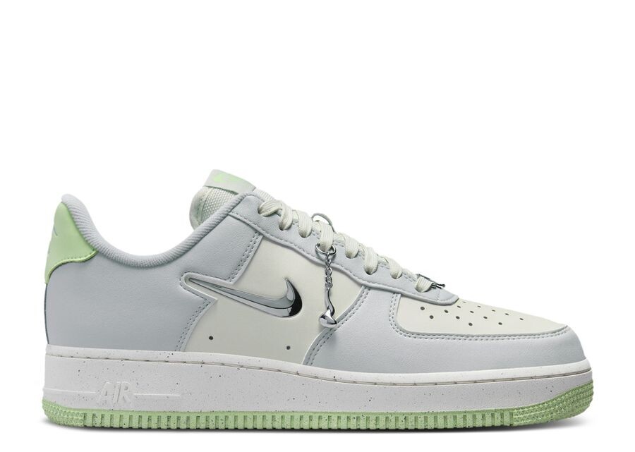 

Кроссовки Nike Wmns Air Force 1, цвет Sea Glass