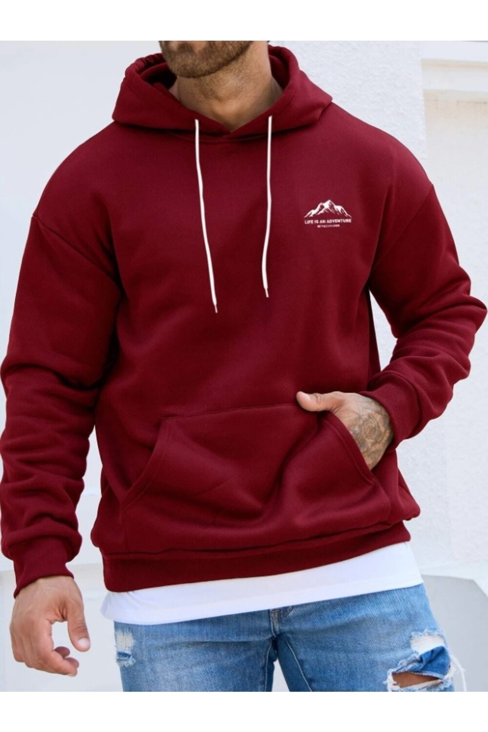 

Oversize бордовый красный толстовка с капюшоном и принтом Life Is An Adventure MOONBULL