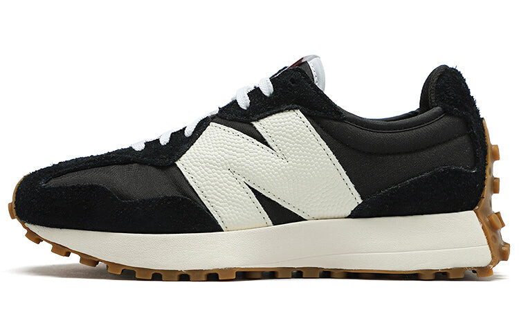 

Кроссовки женские New Balance 327, черный / белый