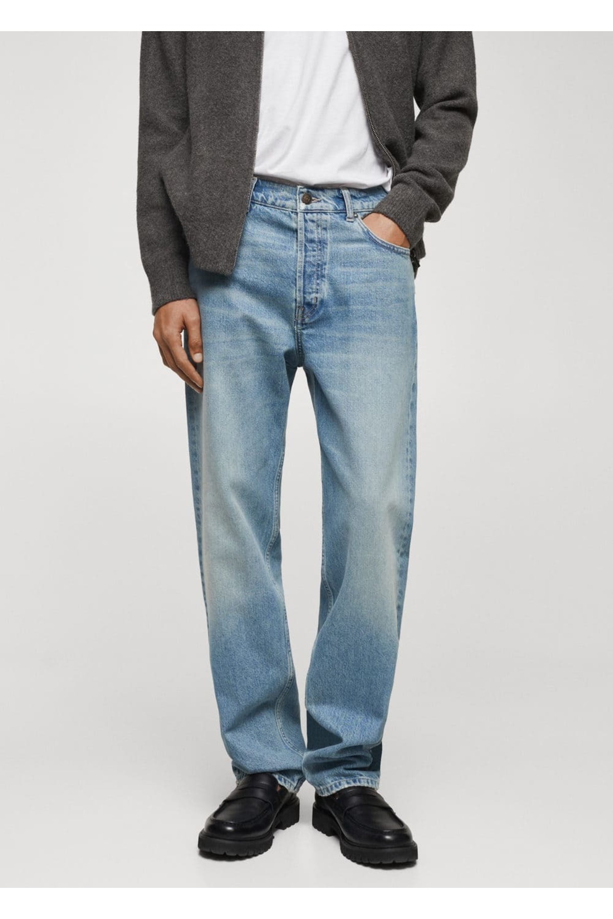 Светлые джинсы прямого кроя средней длины Mango, синий