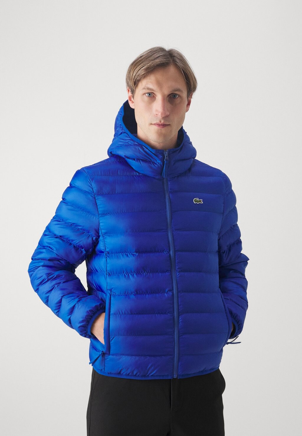 

Куртка уличная Lacoste, цвет bleu