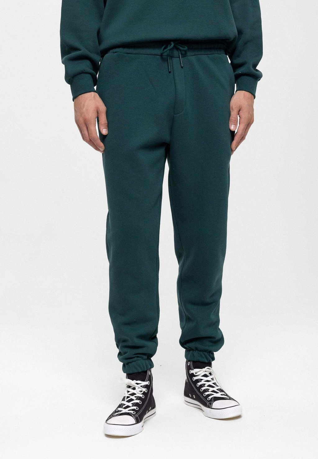 цена Спортивные брюки Antioch, зеленые
