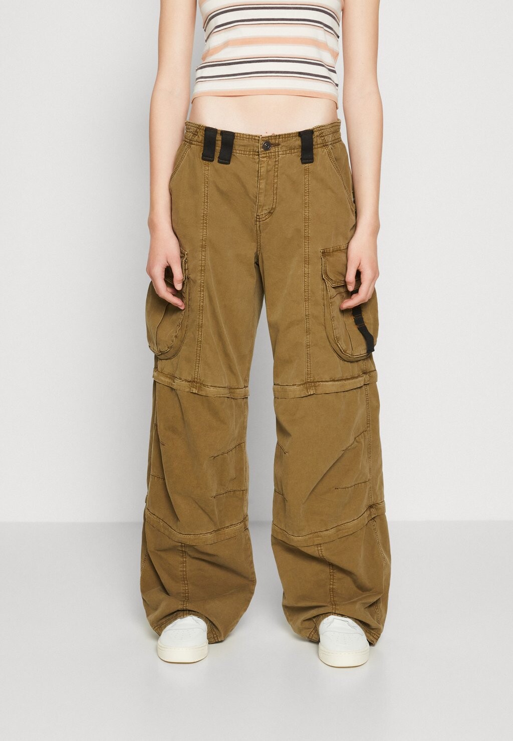 

Брюки карго BDG Urban Outfitters
