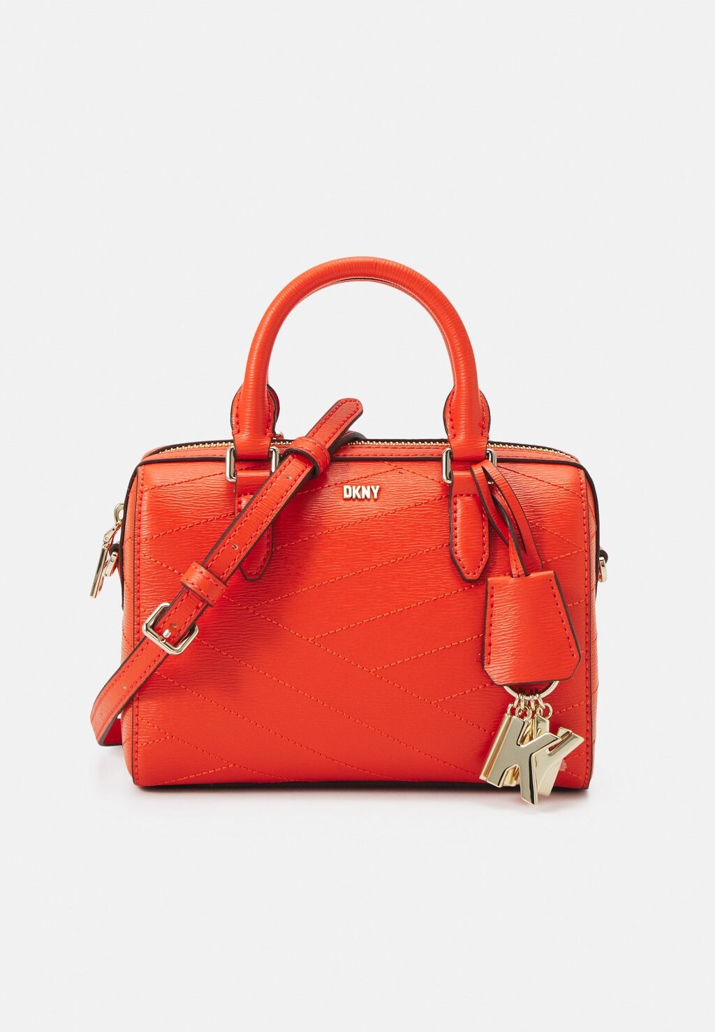 

Сумка DKNY