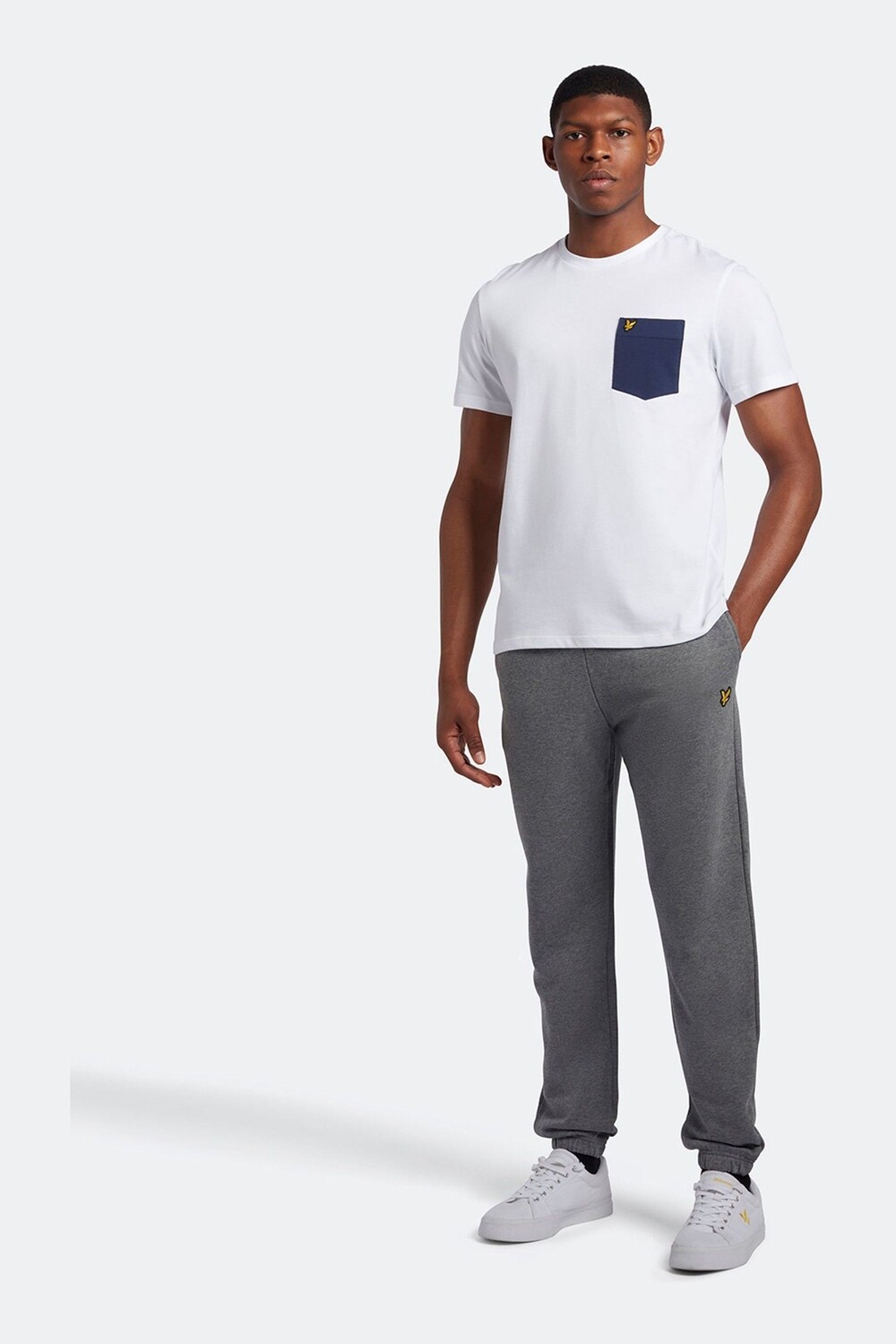 

Серые спортивные штаны приталенного кроя Lyle & Scott, серый