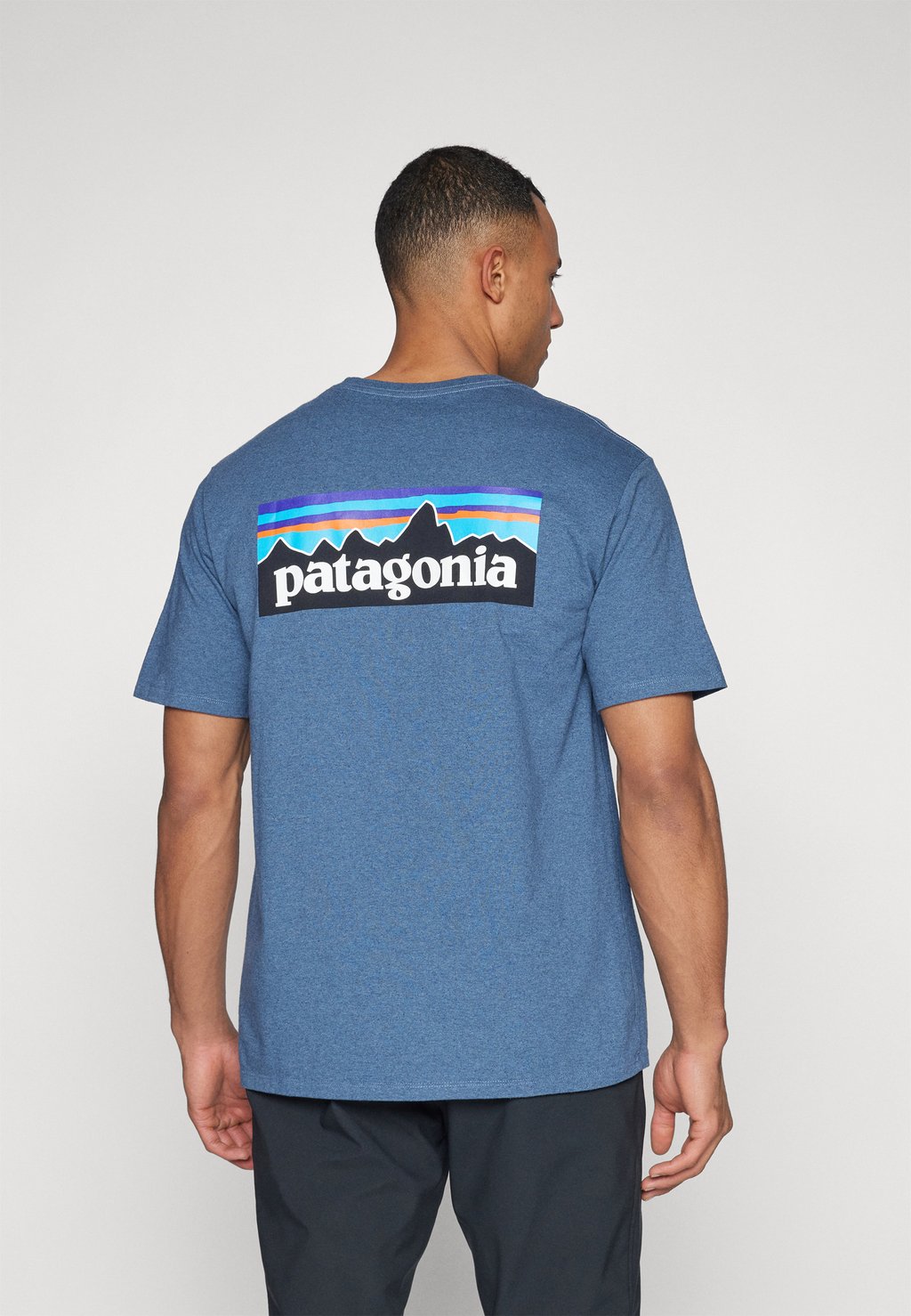 Футболка с принтом LOGO RESPONSIBILI-TEE Patagonia, цвет utility blue футболка с принтом logo responsibili tee patagonia цвет milled yellow