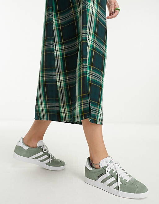 

Серебристо-зеленый/белый кроссовки adidas Originals Gazelle
