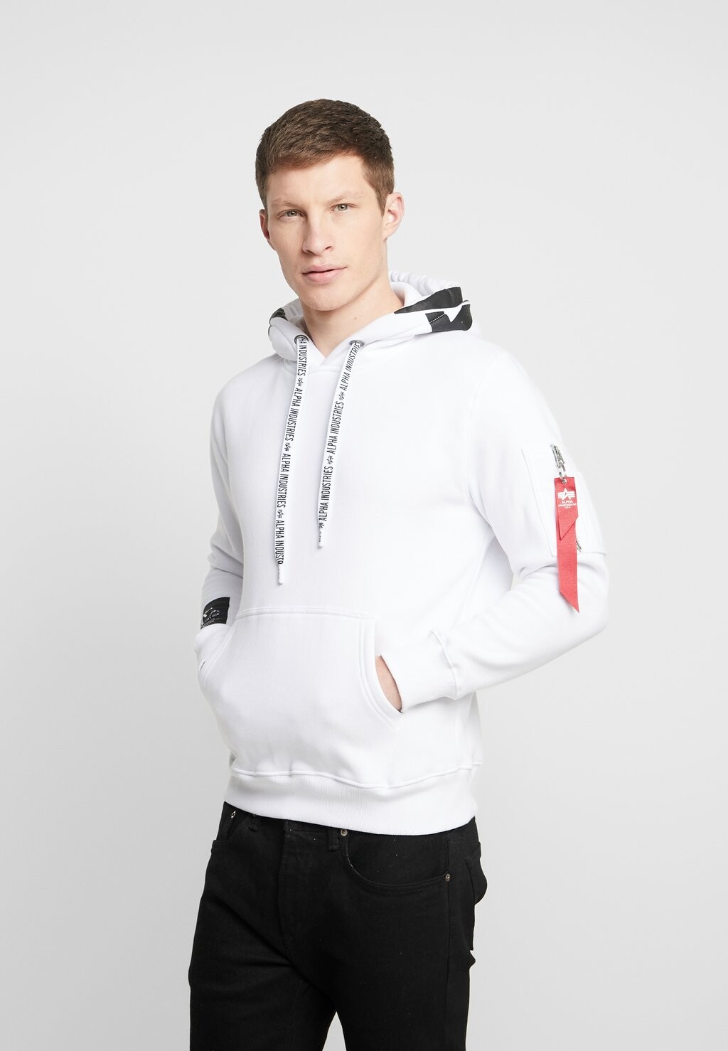 

Толстовка с капюшоном Alpha Industries, белый