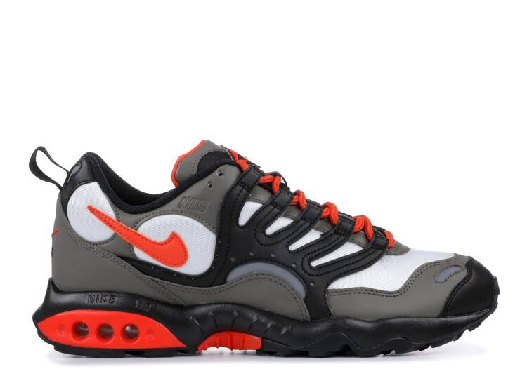 

Кроссовки Nike AIR TERRA HUMARA 18 'HABANERO RED', серый