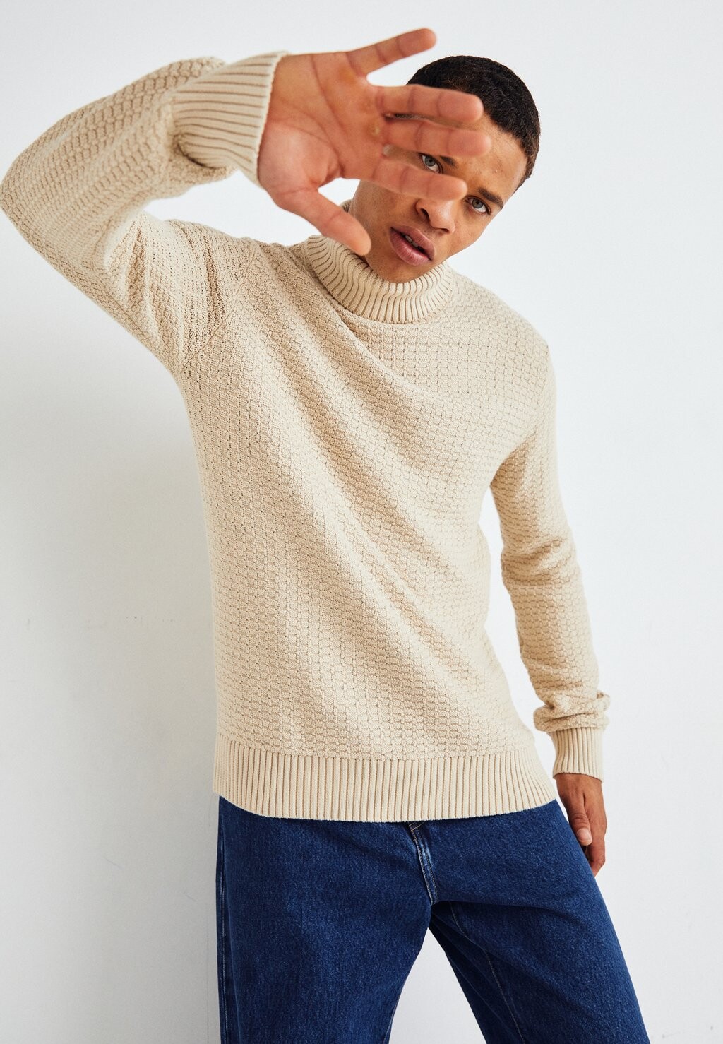 

Свитер SLHTHIM STRUCTURE ROLL NECK Selected, овсяный