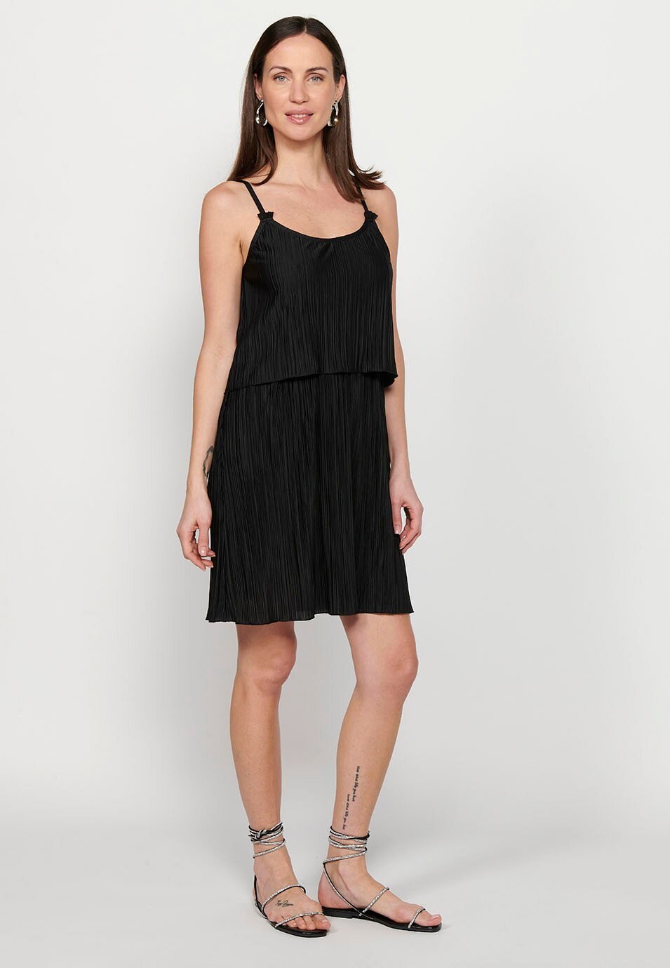 

Платье Koroshi 2412VS07 Sleeveless Short, черный