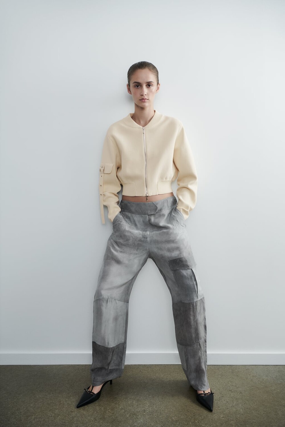 

Укороченная трикотажная куртка-бомбер ZARA, экру, Серый