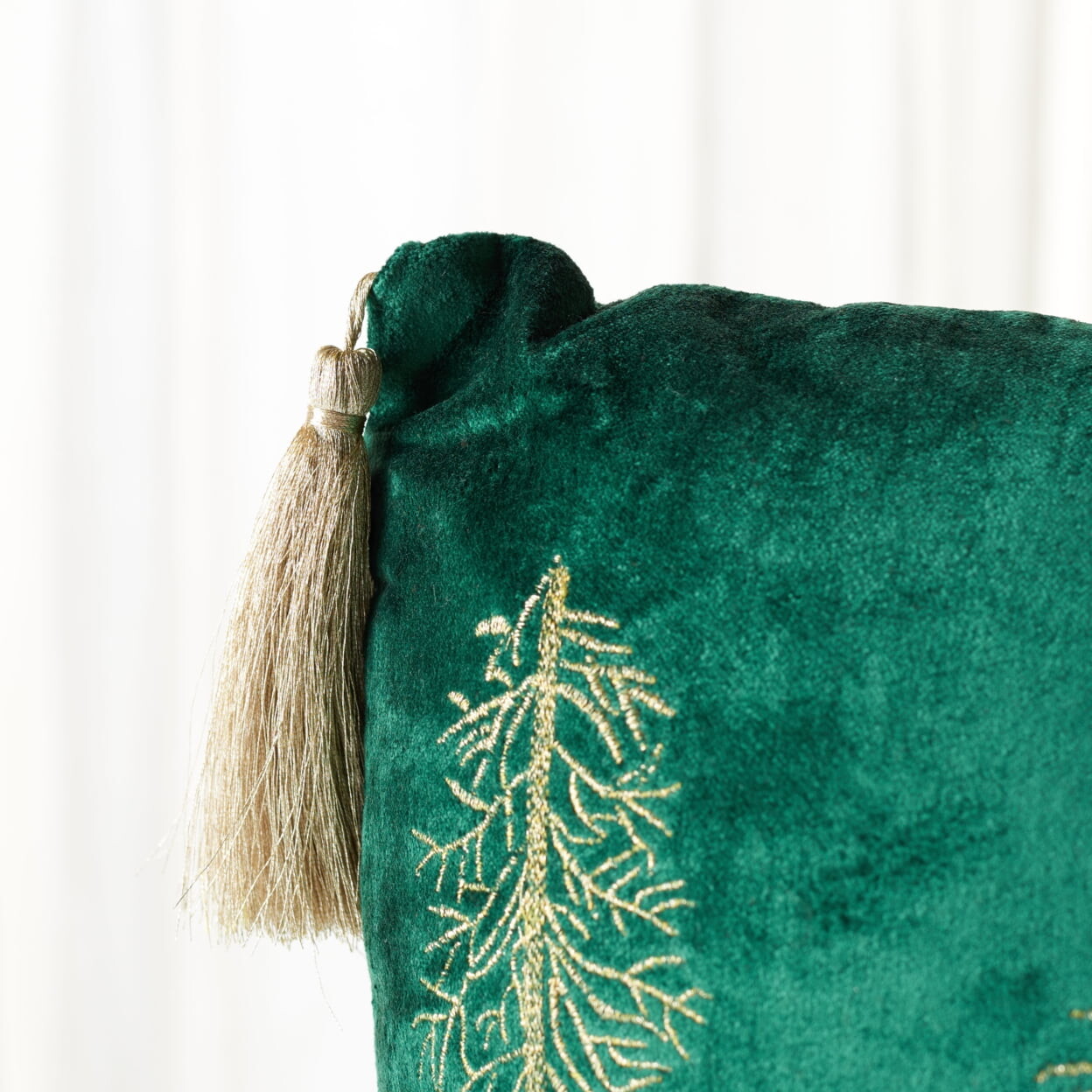 

Подушка Safavieh Holiday Tree, красный