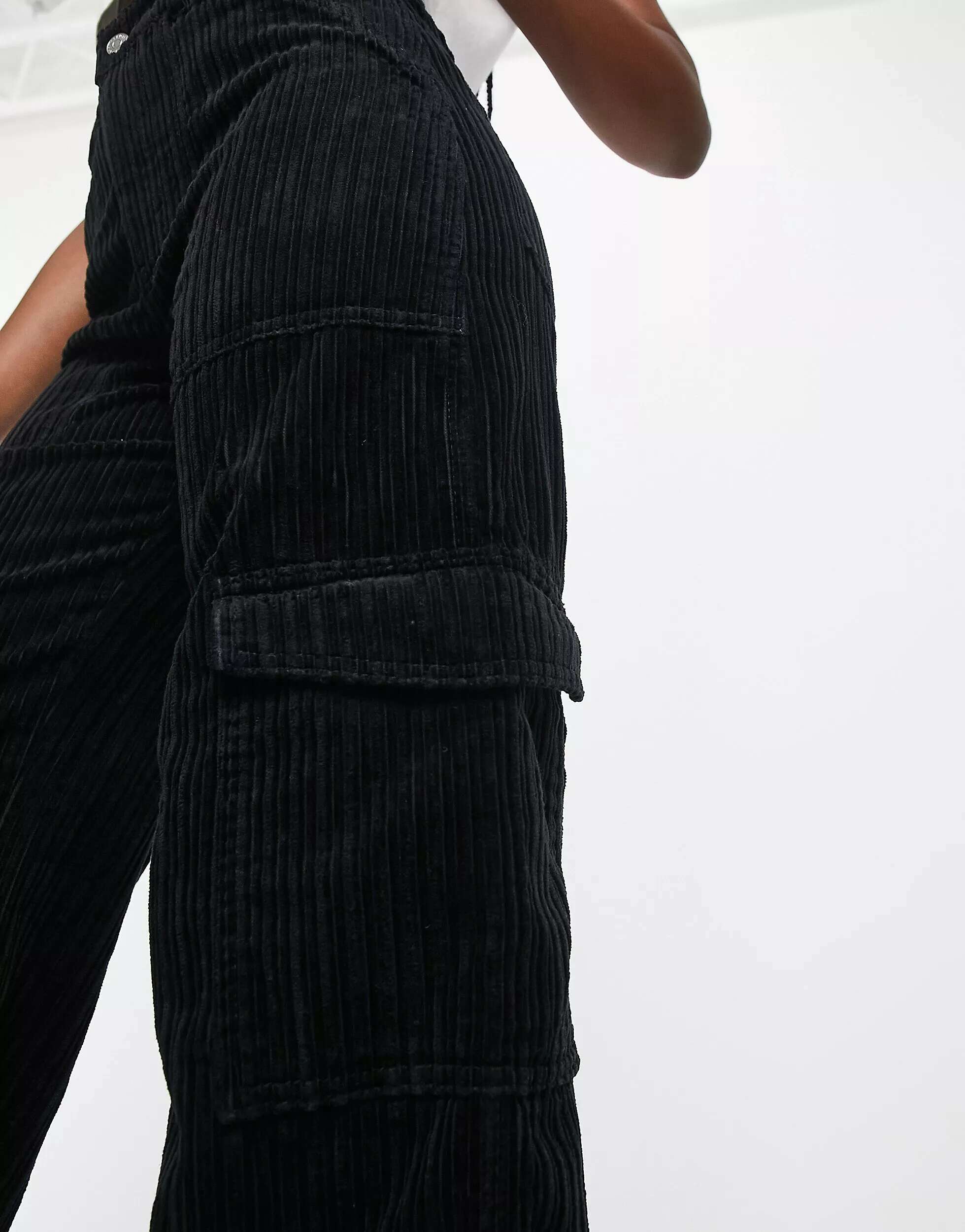Черные вельветовые брюки карго Weekday Julian