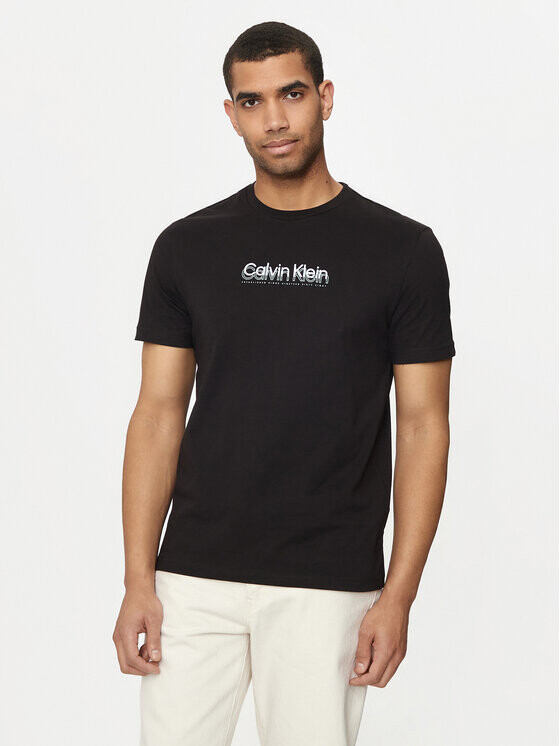 

Футболка стандартного кроя Calvin Klein, черный