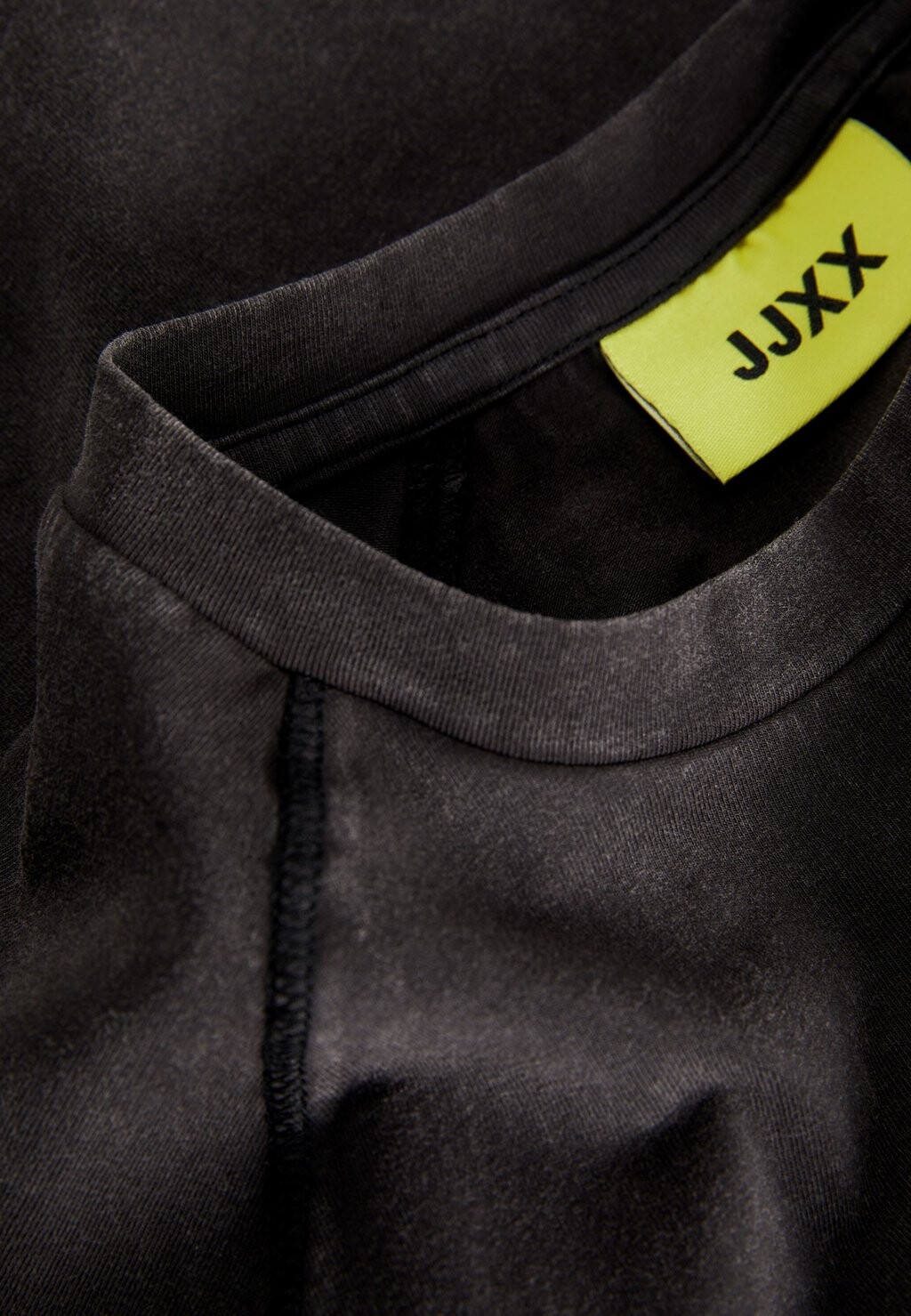 

Базовая футболка JXGIGI STITCH WASH TEE JJXX, черный