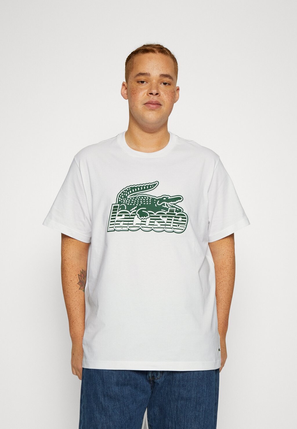 

Футболка с принтом Lacoste, белый