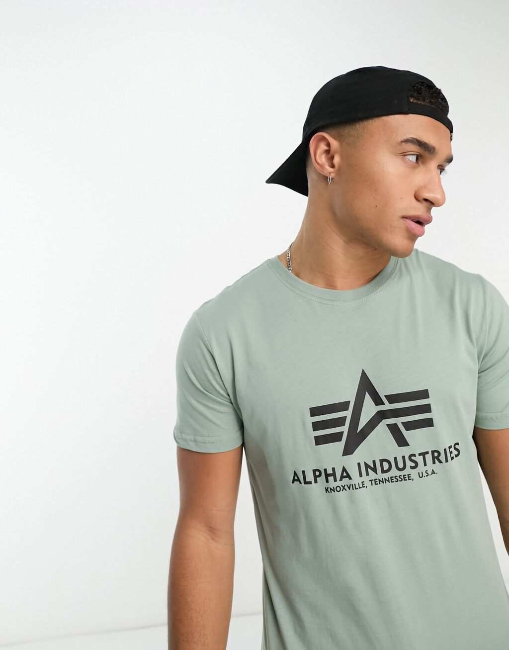 

Светло-зеленая базовая футболка с логотипом Alpha Industries, Зеленый