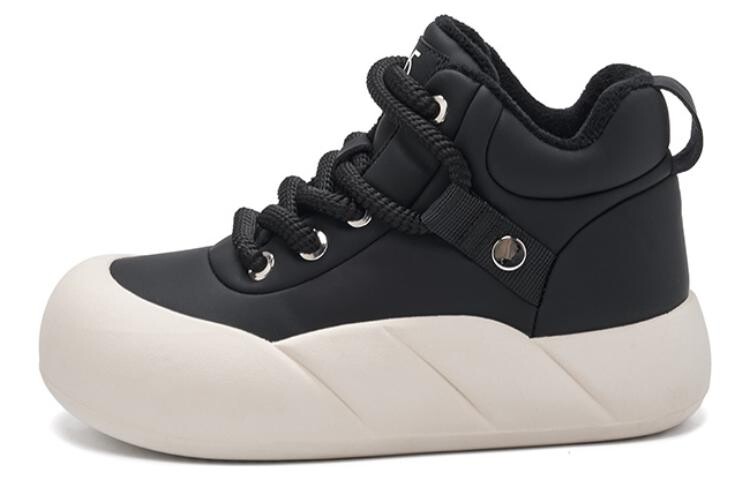 

Кроссовки для образа жизни Женские низкие 15 Mins, черный