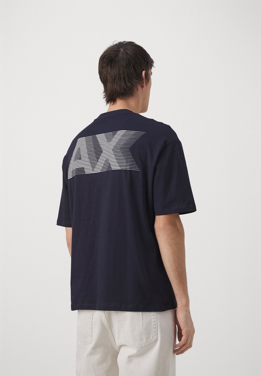 

Футболка с принтом Armani Exchange, цвет night sky