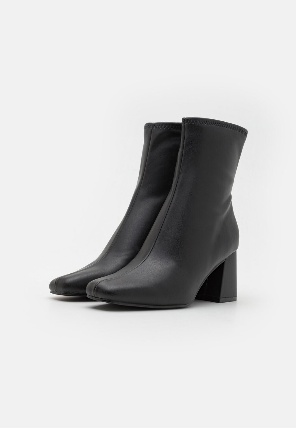 

Классические ботильоны HOIST Steve Madden, черный
