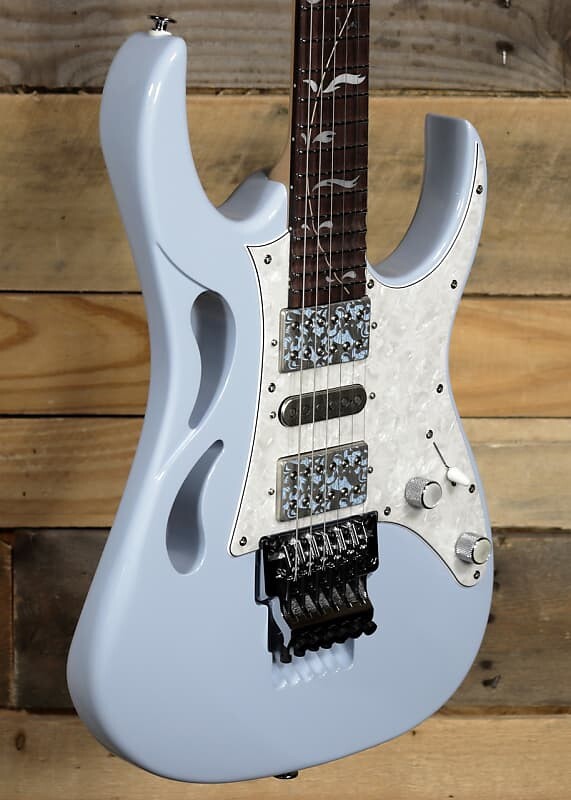 

Электрогитара Ibanez Steve Vai Signature PIA3671C Electric Guitar Blue Powder w/ Case
