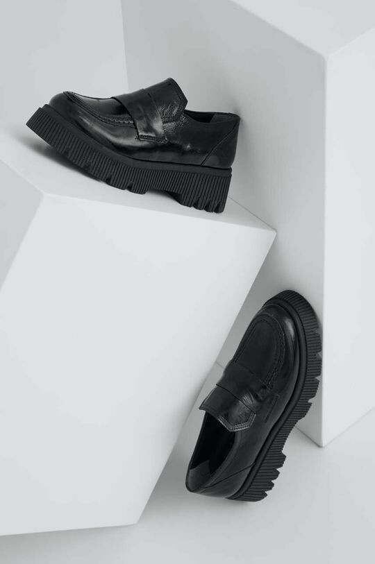 

Кожаные мокасины Answear Lab, черный