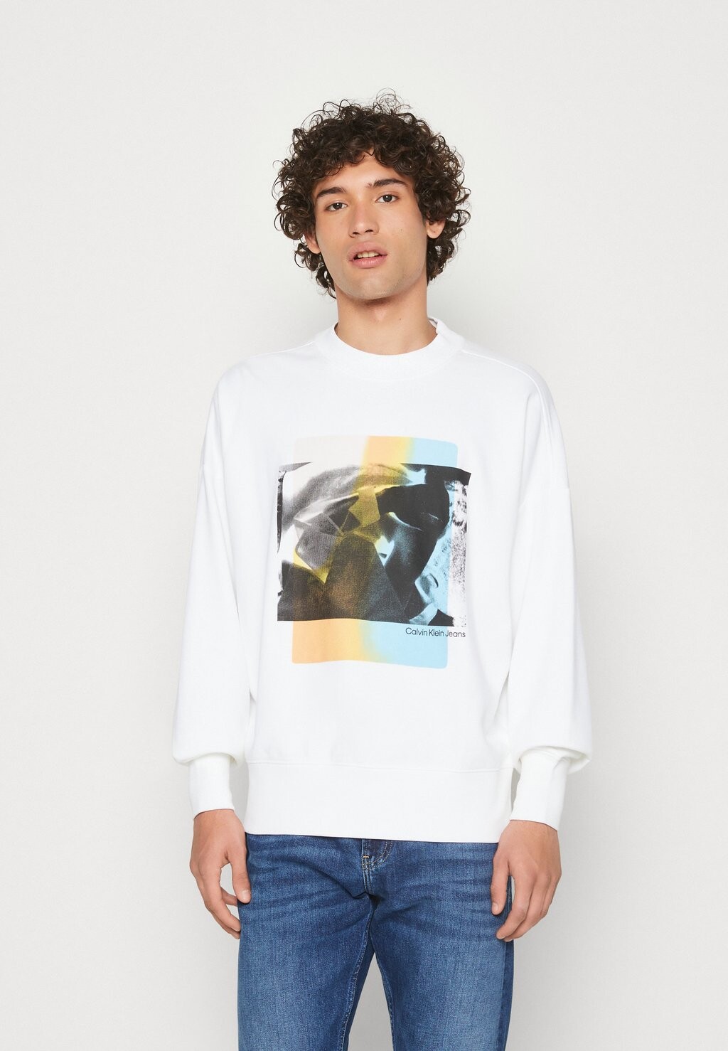 

Толстовка Calvin Klein Jeans, белый