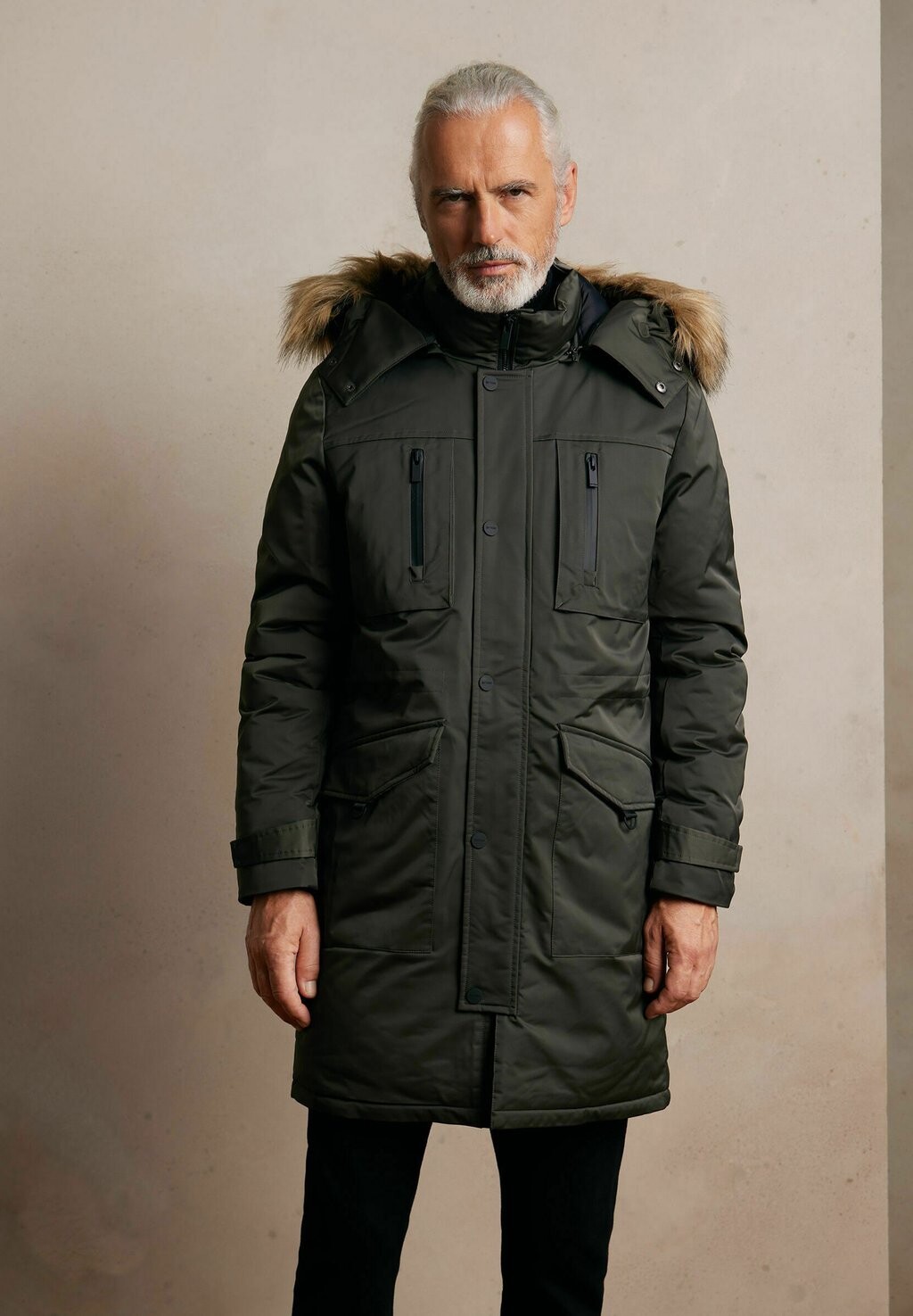 

Парка CADDY Bytom, темно-зеленый