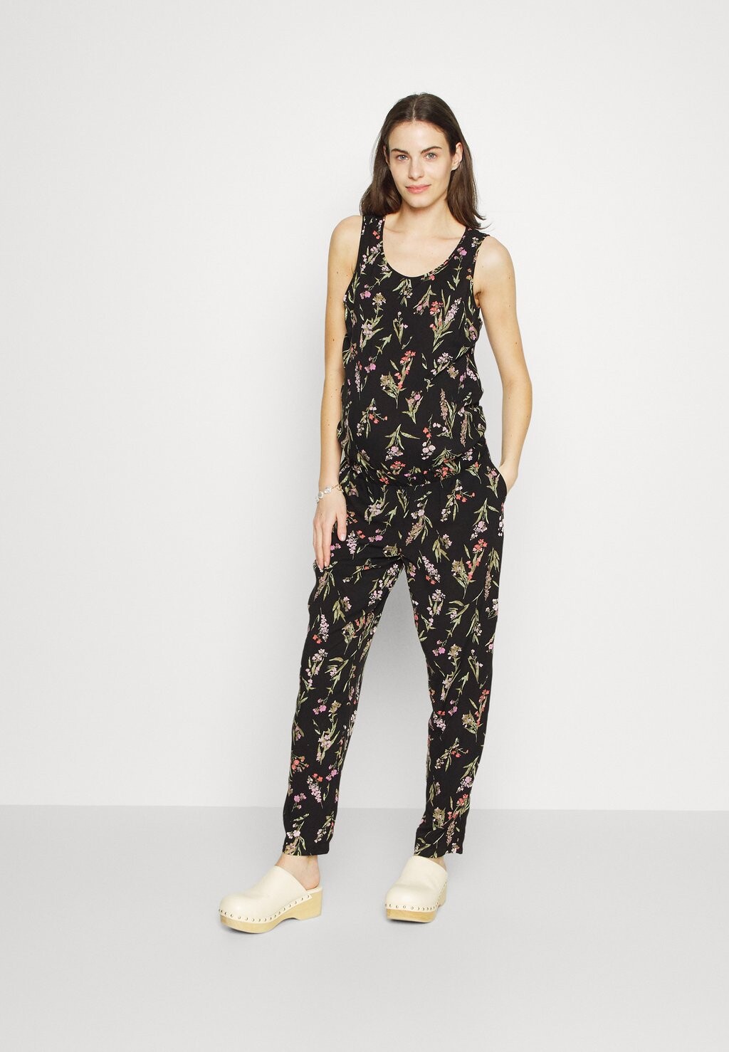 

Комбинезон Vero Moda