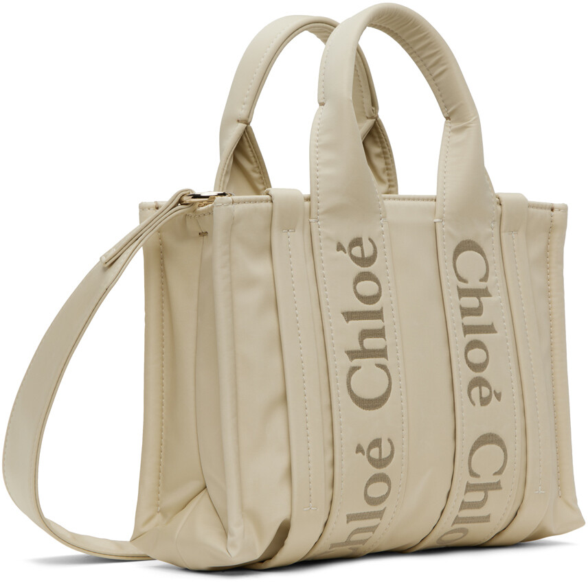 Chloe white. Chloe white. Сумка хлое белая. Духи хлое пробить по штрихкоду. Chloe white.