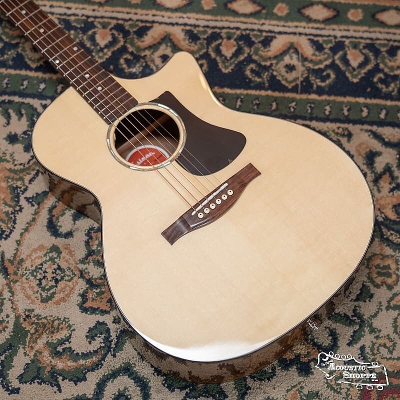 

Акустическая гитара Eastman PCH3-GACE-LTD Spruce/Laminated Acacia Acoustic Guitar w/ Fishman Pickup #2326