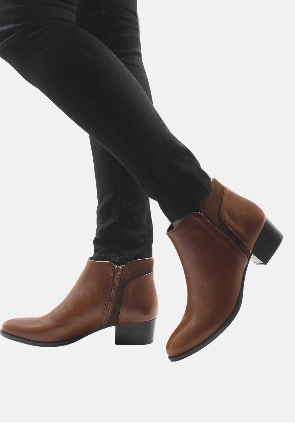 

Ботильоны MEDIUM HEEL Jules & Jenn, цвет Camel