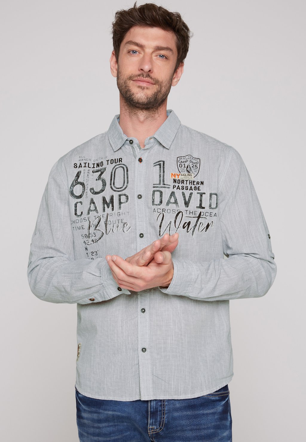 Рубашка MIT STRUKTURSTREIFEN Camp David, цвет dusty blue рубашка mit klappentaschen camp david цвет light grey bleached