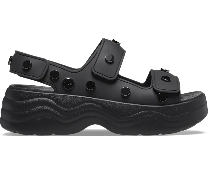 

Сандалии Skyline с шипами Crocs женские, цвет Black