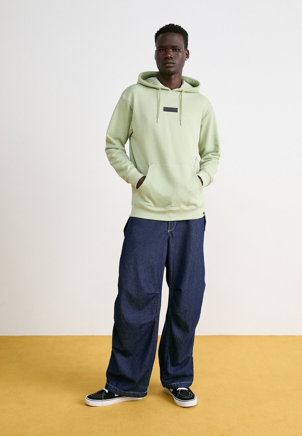 

Свитер с капюшоном VARI Ellesse, зеленый
