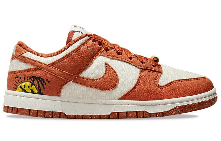 

Кроссовки Nike Dunk Low женские, белый / оранжевый