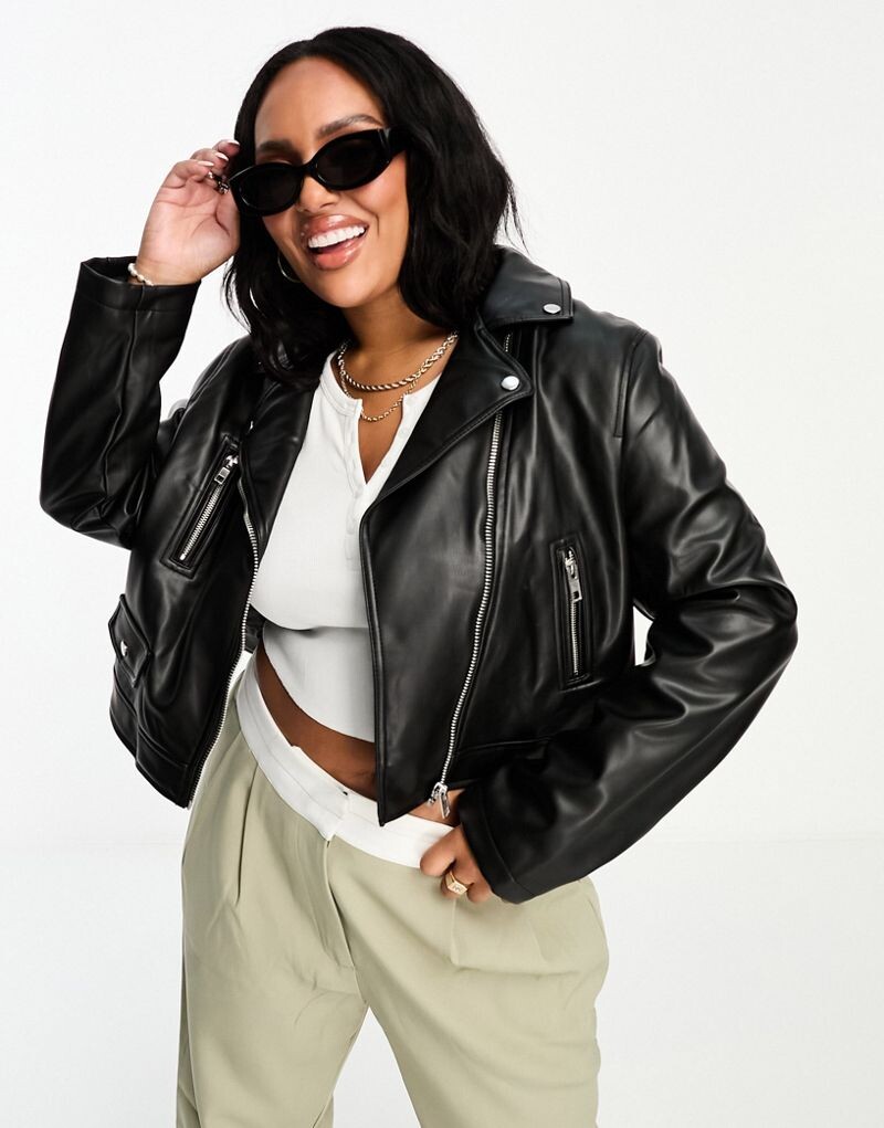 

Черная байкерская куртка из искусственной кожи ASOS DESIGN Curve Ultimate