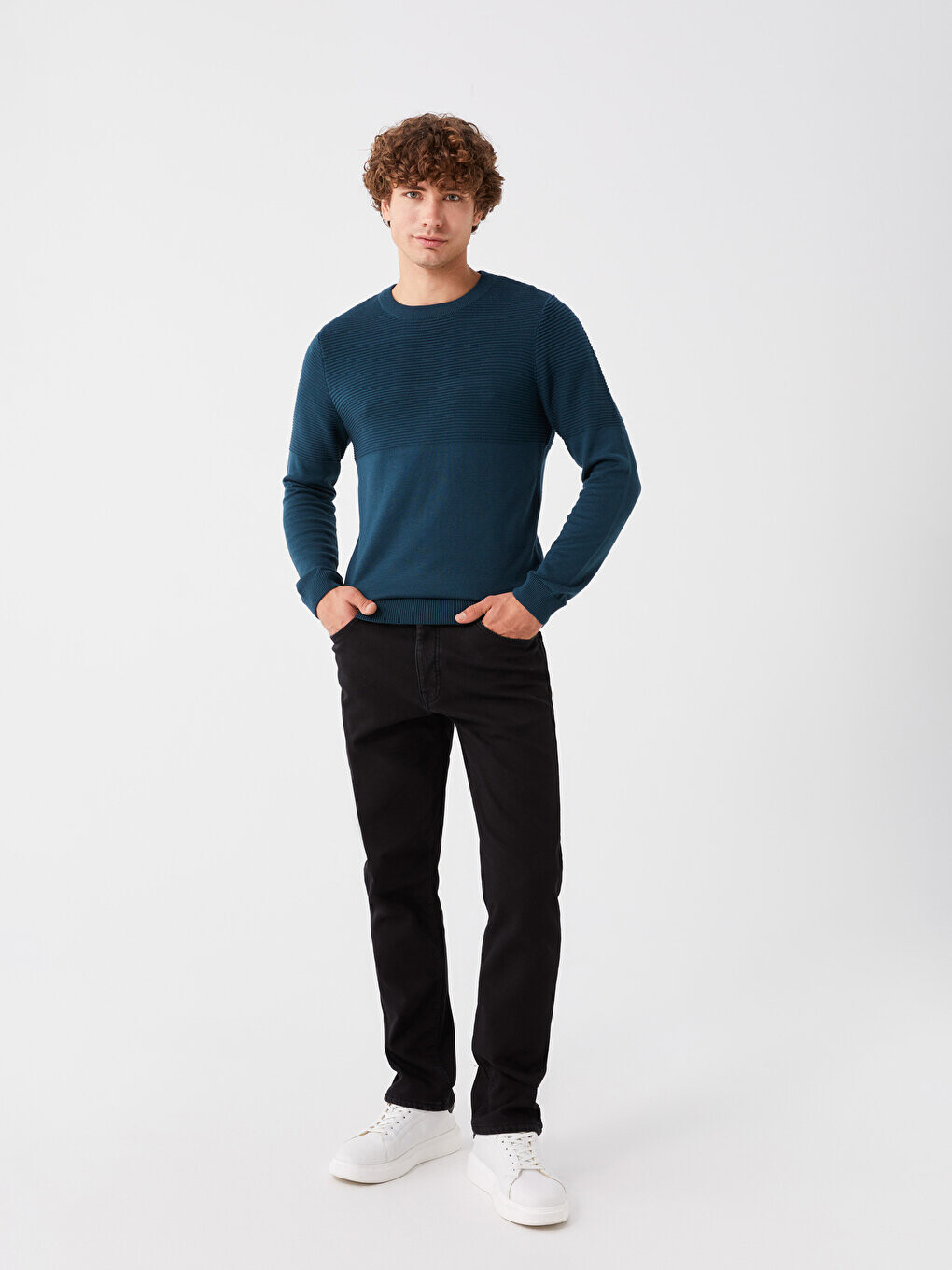 

779 Мужские джинсовые брюки стандартного кроя LCW Jeans, черное родео