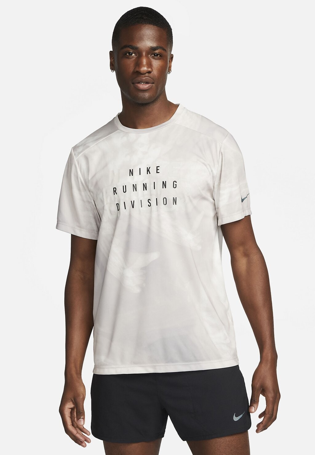 

Рубашка с принтом Nike