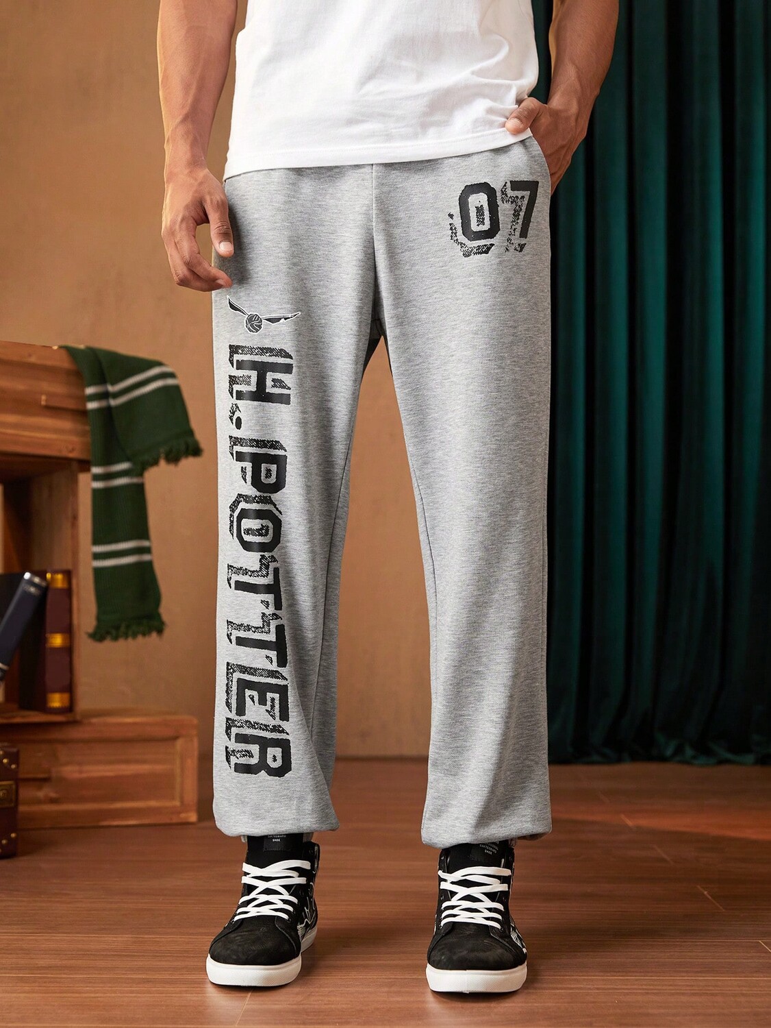 

Штаны спортивные мужские Shein Harry Potter с буквенным рисунком, светло-серый