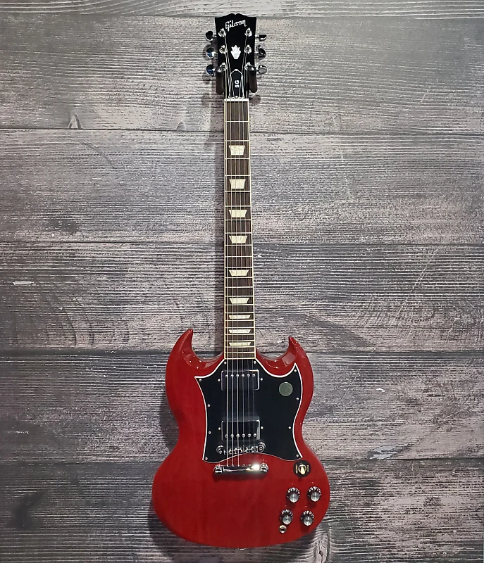 

Электрогитара Gibson SG Standard Cherry