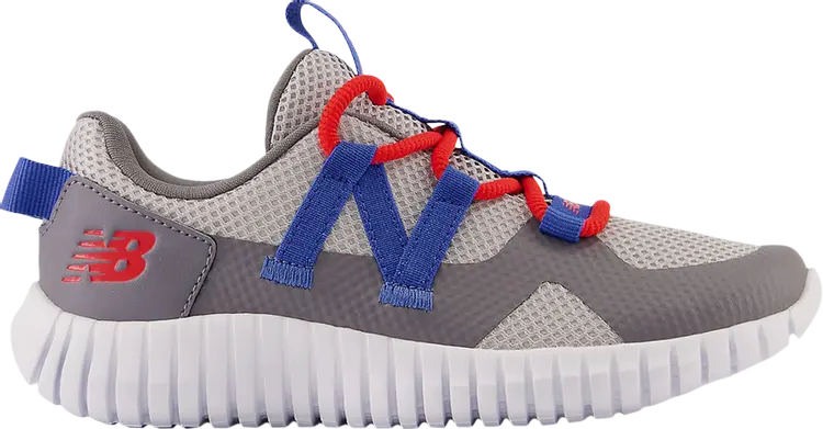 

Кроссовки Playgruv v2 Bungee Little Kid Wide 'Grey True Red', серый