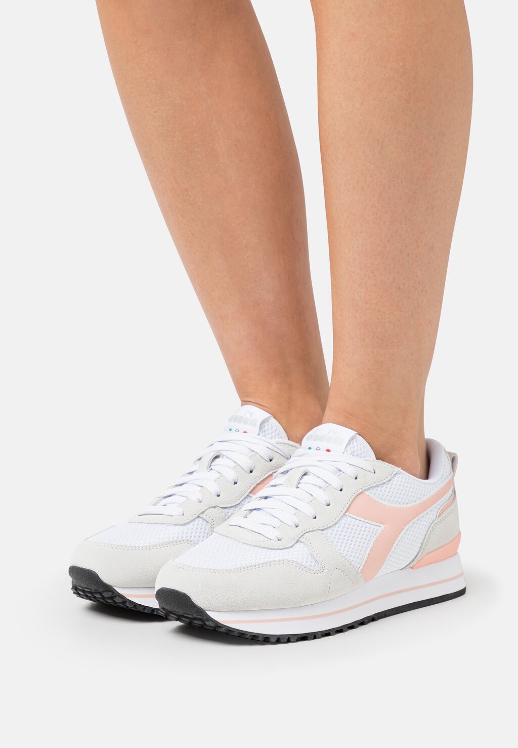 

Кроссовки Diadora