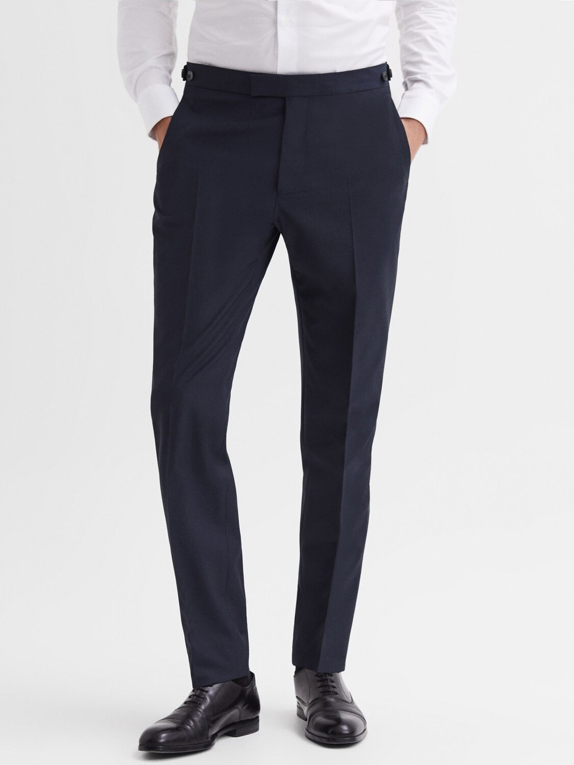 

Reiss Hope Modern Fit Дорожные брюки из смесовой шерсти, темно-синие, Синий