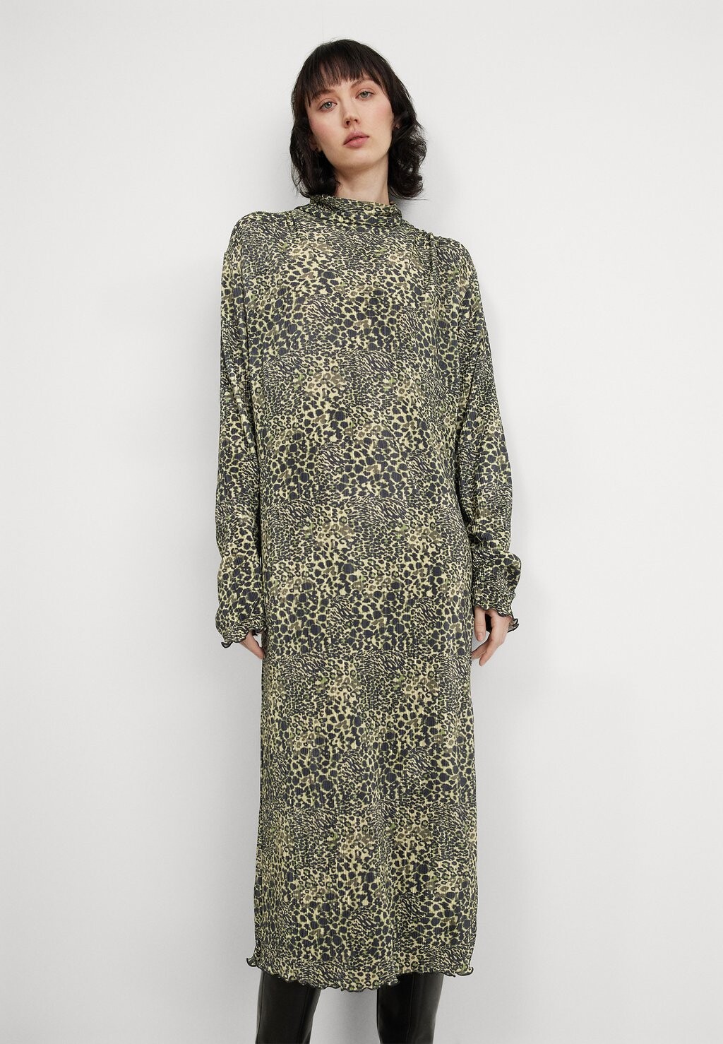 

Повседневное платье LUNO HALTO DRESS Mads Nørgaard, темно-зеленый