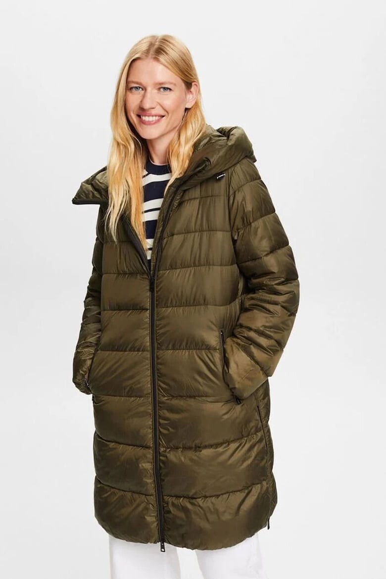 

Зимняя стеганая куртка с капюшоном Esprit, зеленый