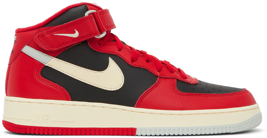 

Кроссовки Nike Red & Off-White Air Force 1 07 LV8