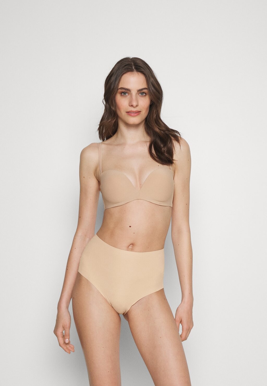 

Корректирующее белье MAGIC Bodyfashion